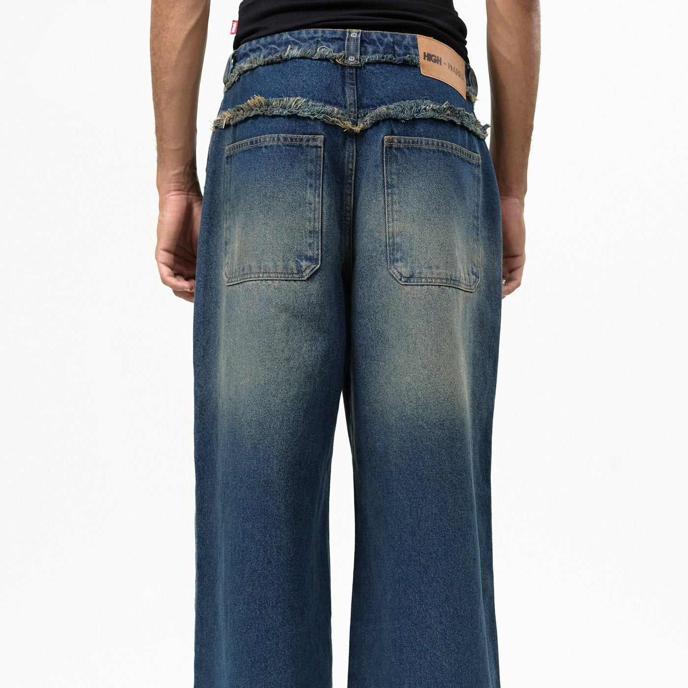 Calça Jeans "Desconstruída" - HIGH a/c BARRA