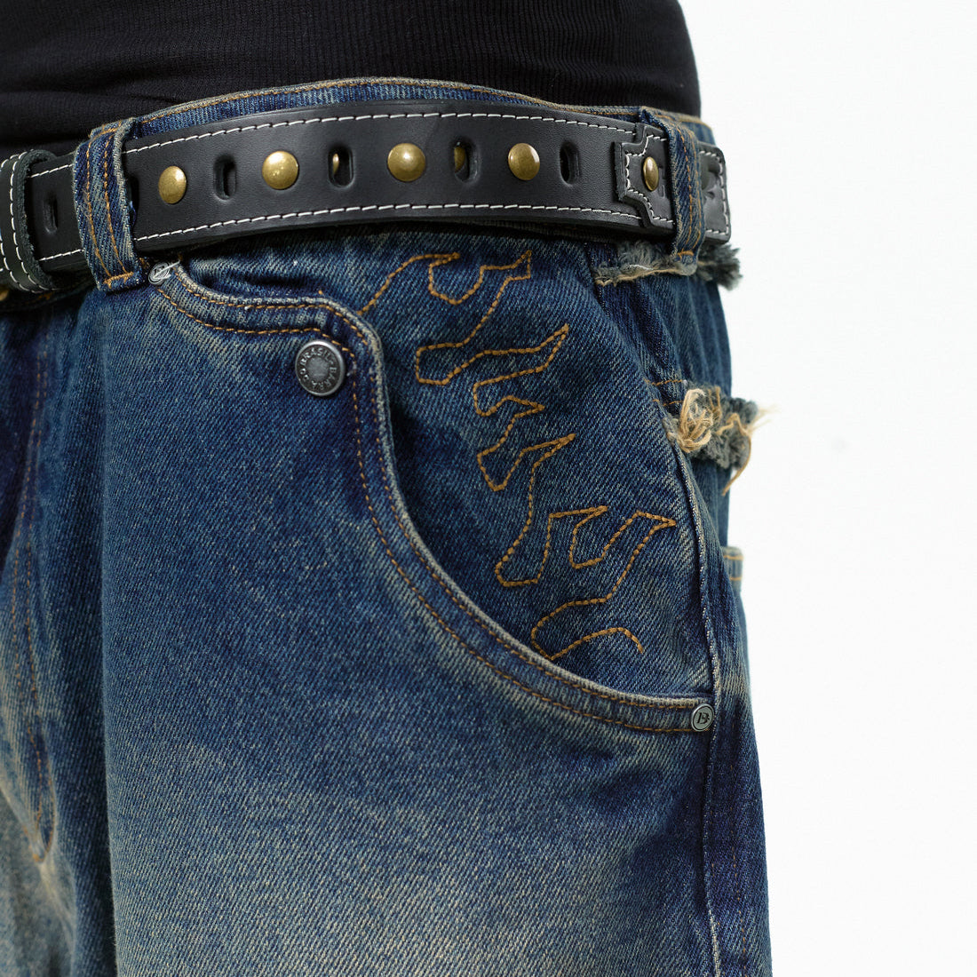 Calça Jeans "Desconstruída" - HIGH a/c BARRA