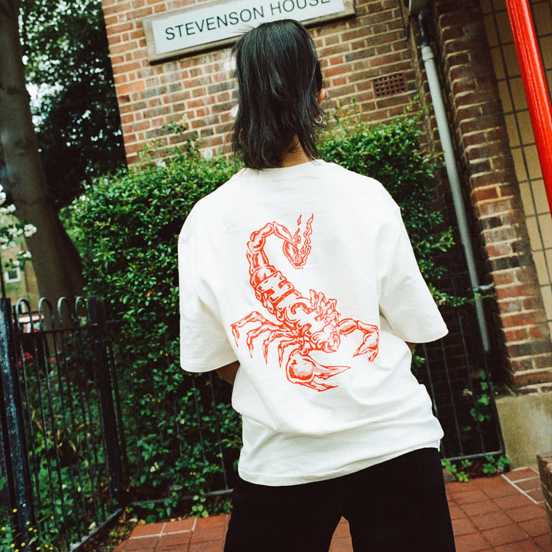 Tee Scorpion White/Red
