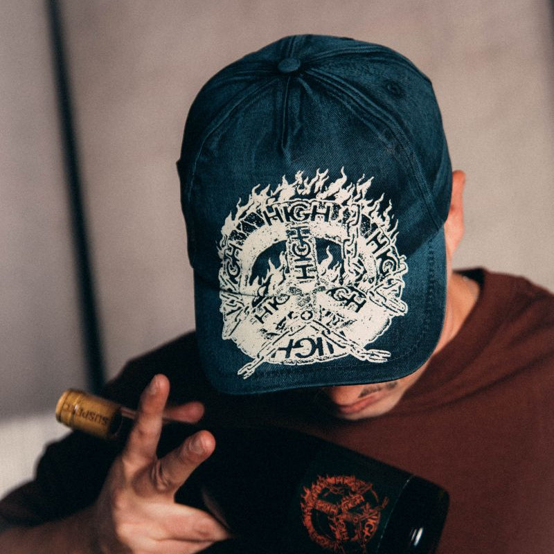 6 Panel Chain Black