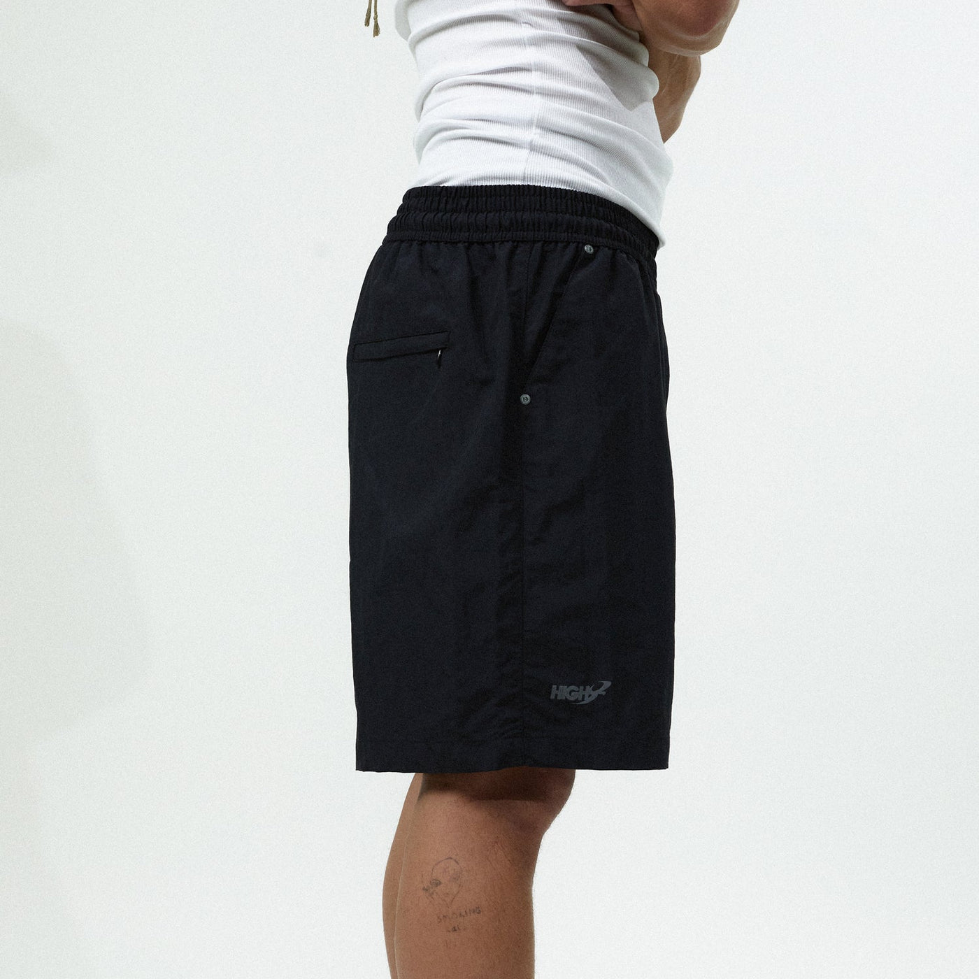 Shorts "HIGH a/c BARRA" Preto