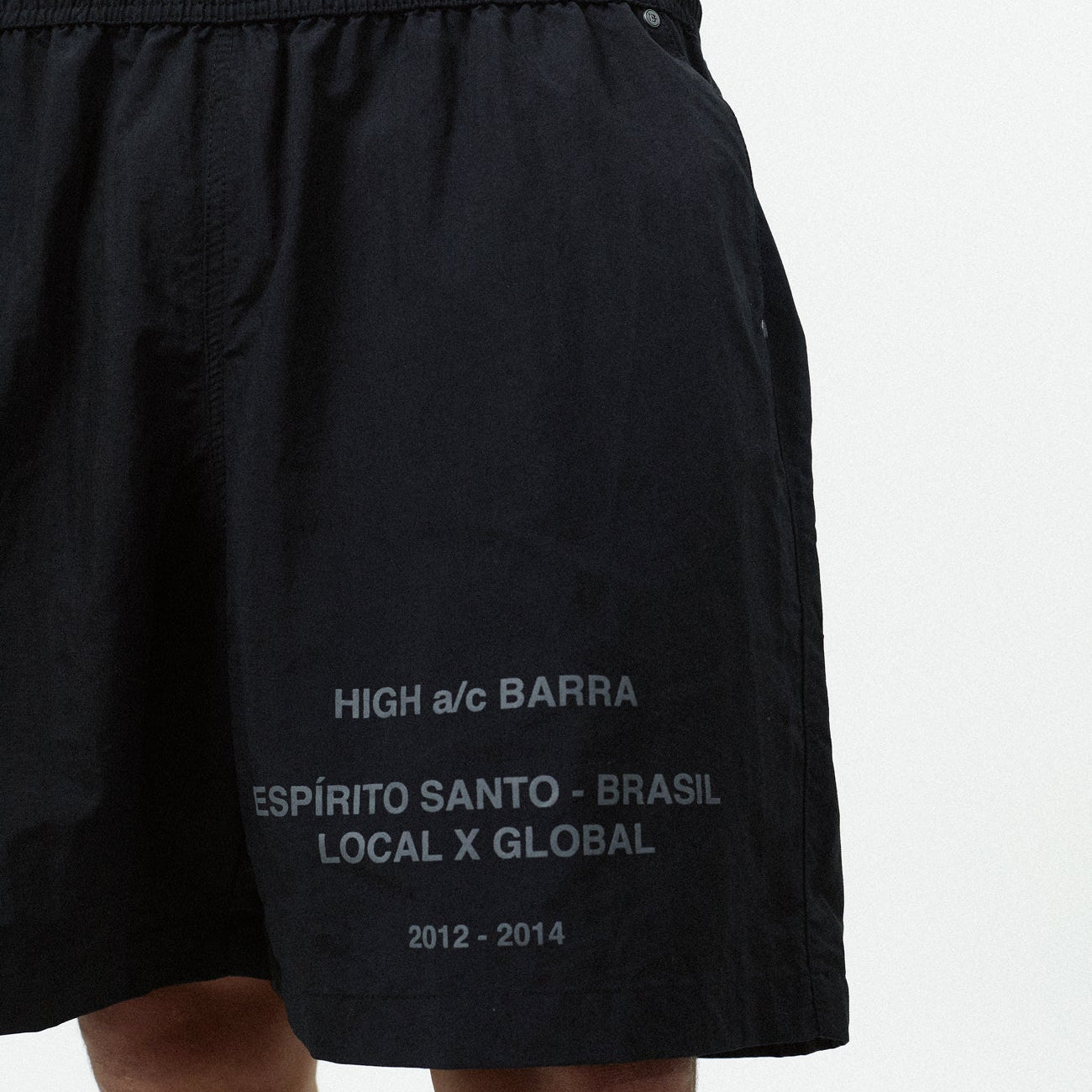 Shorts "HIGH a/c BARRA" Preto