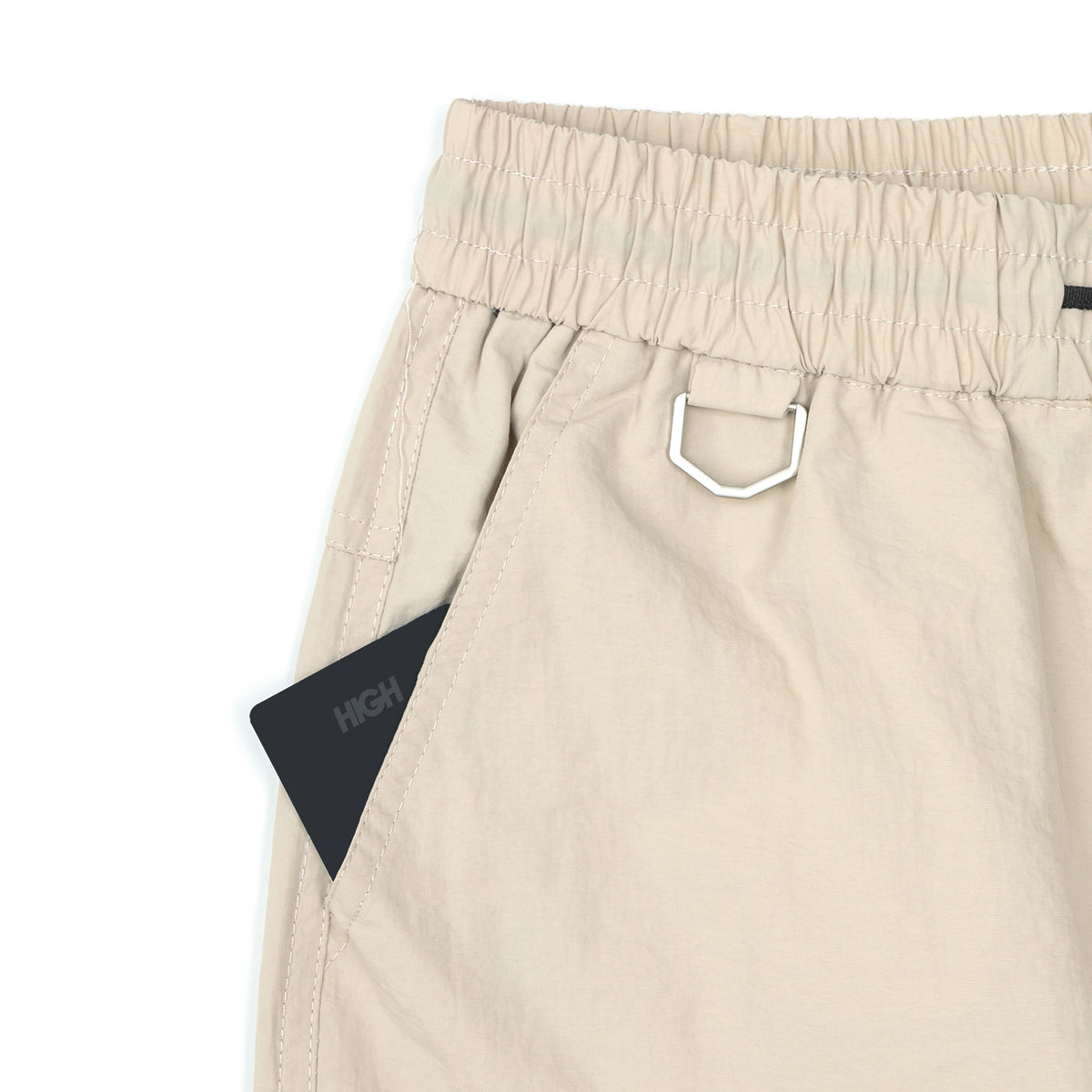 Shorts Alta Companhia Bege