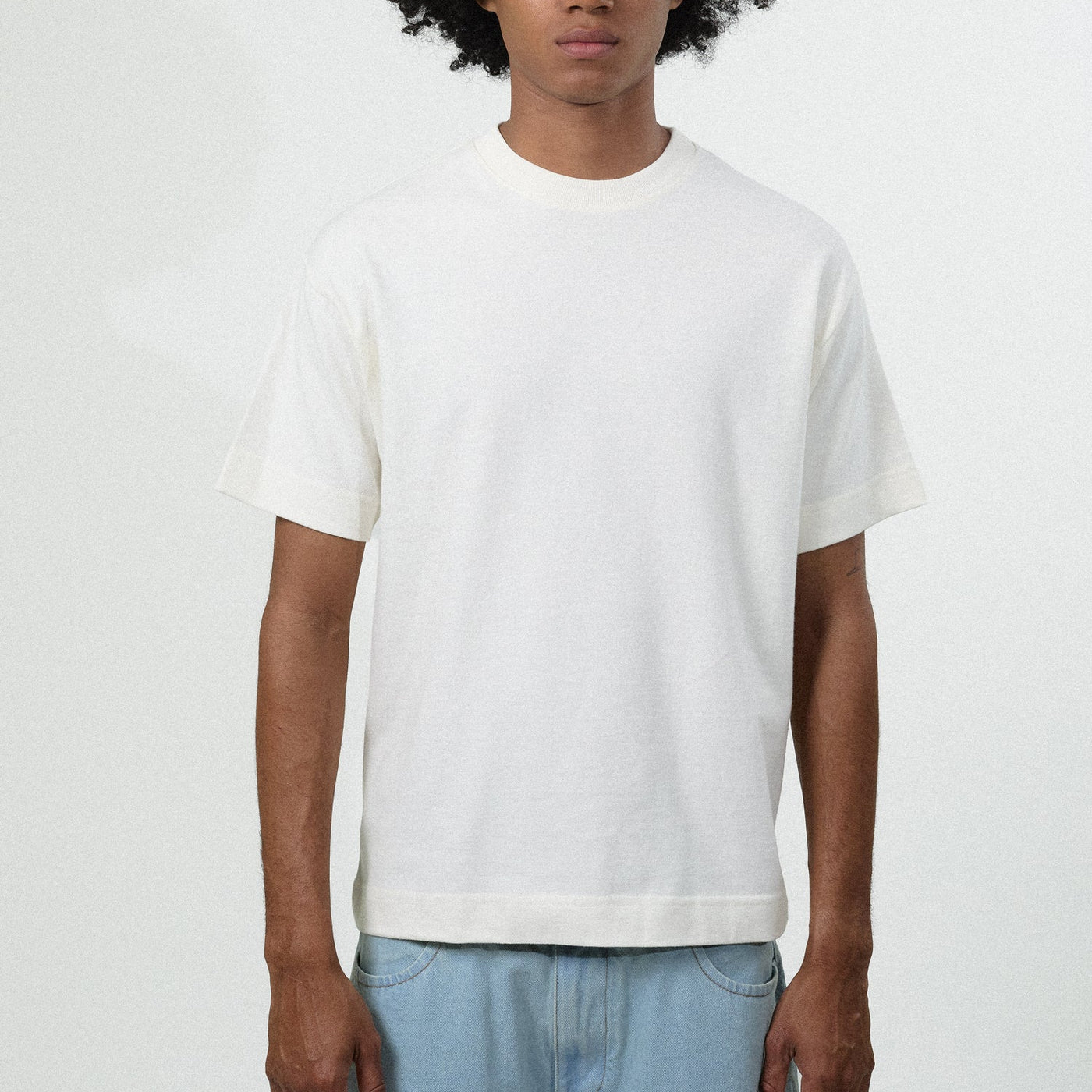 Camiseta "Assinatura" Off White - HIGH a/c BARRA