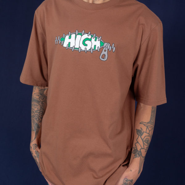 Tee Zipper Brown - Image 4