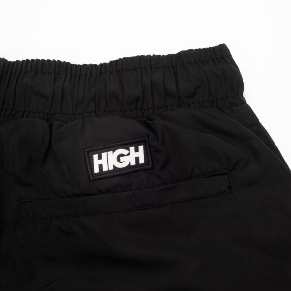 Essential Shorts Black - Image 3