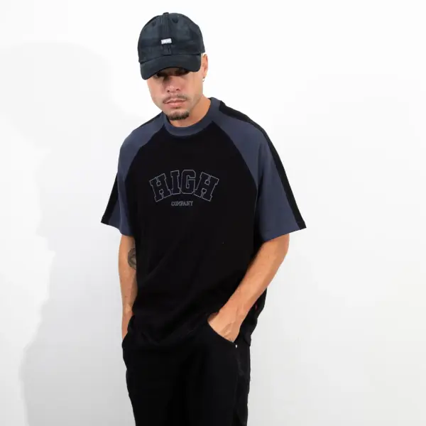 College Tee Black - Imagem 4
