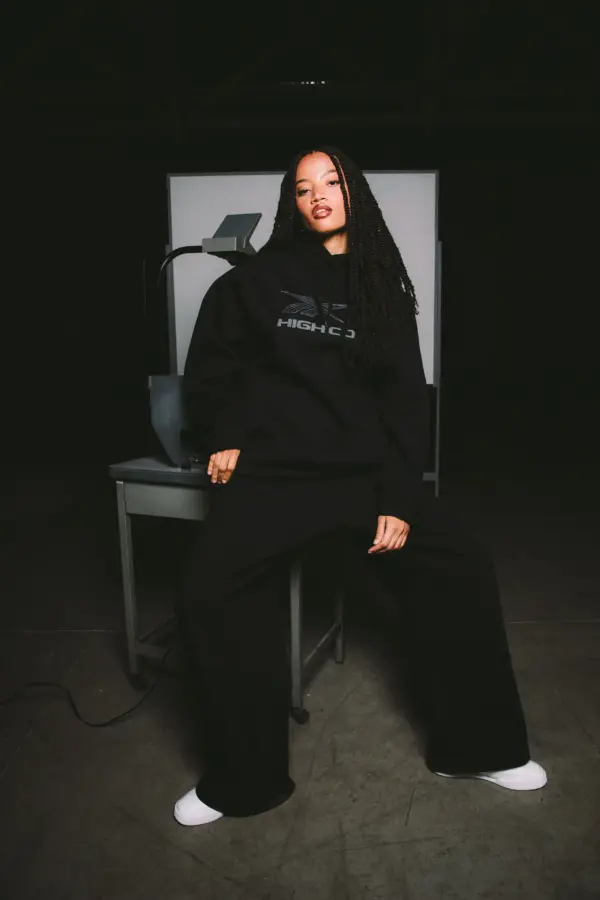 Hoodie Puff High X Reebok Black - Imagem 4